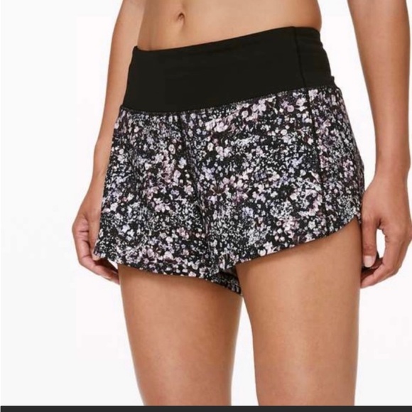 Lululemon Run Times Shorts size 4 Flower print - Picture 4 of 13